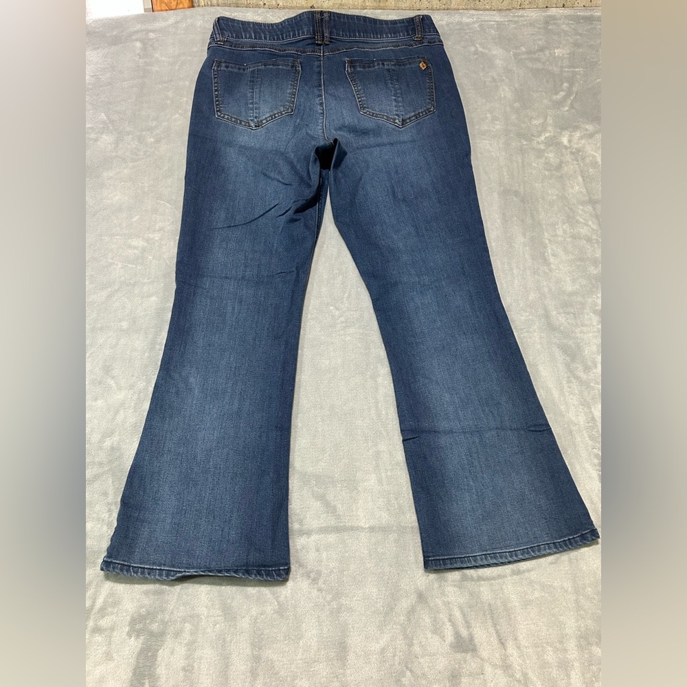 Democracy Dark Blue Flare Jeans-size 14P - Picture 4 of 4